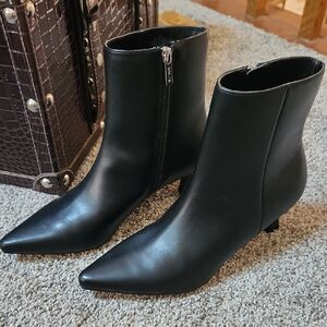 Unisa Sleek Black Ankle Booties